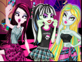 Juego Monster High Vs. Disney Princesses Instagram Challenge 